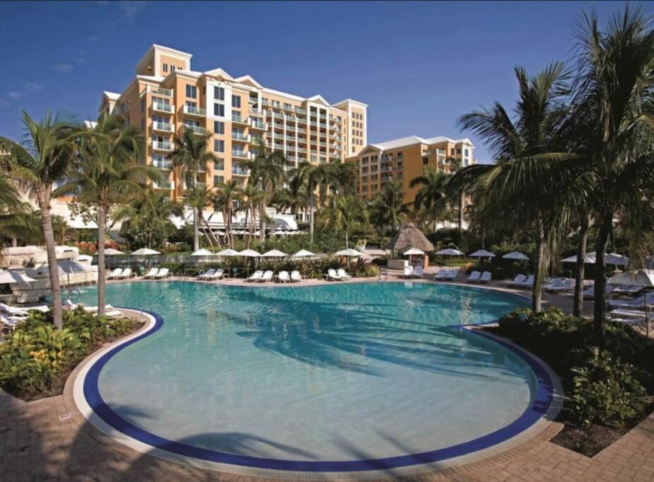 Charming 5 Star Condo Unit Situated At Ritz Carlton-Key Biscayne Miami Eksteriør billede
