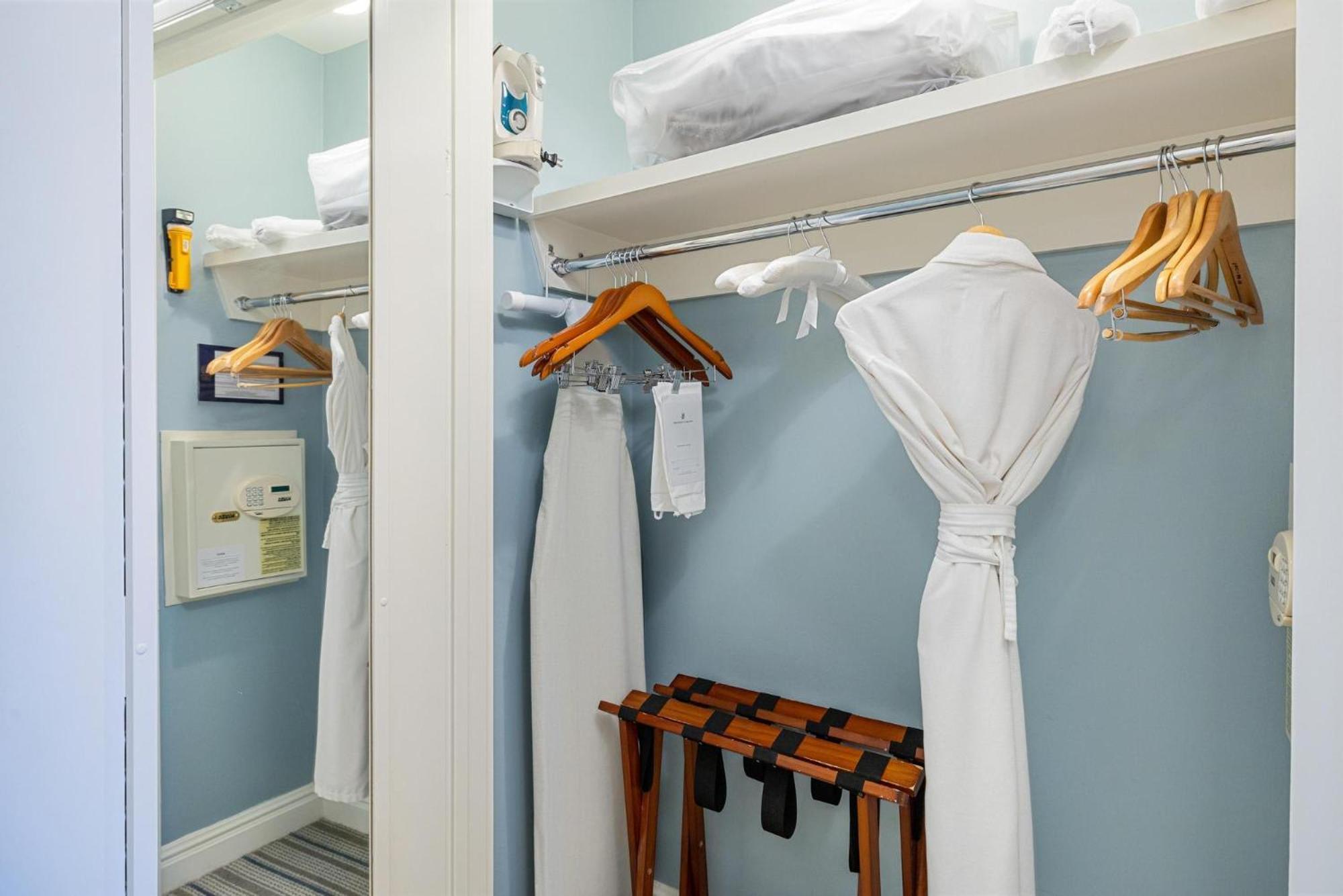 Charming 5 Star Condo Unit Situated At Ritz Carlton-Key Biscayne Miami Eksteriør billede
