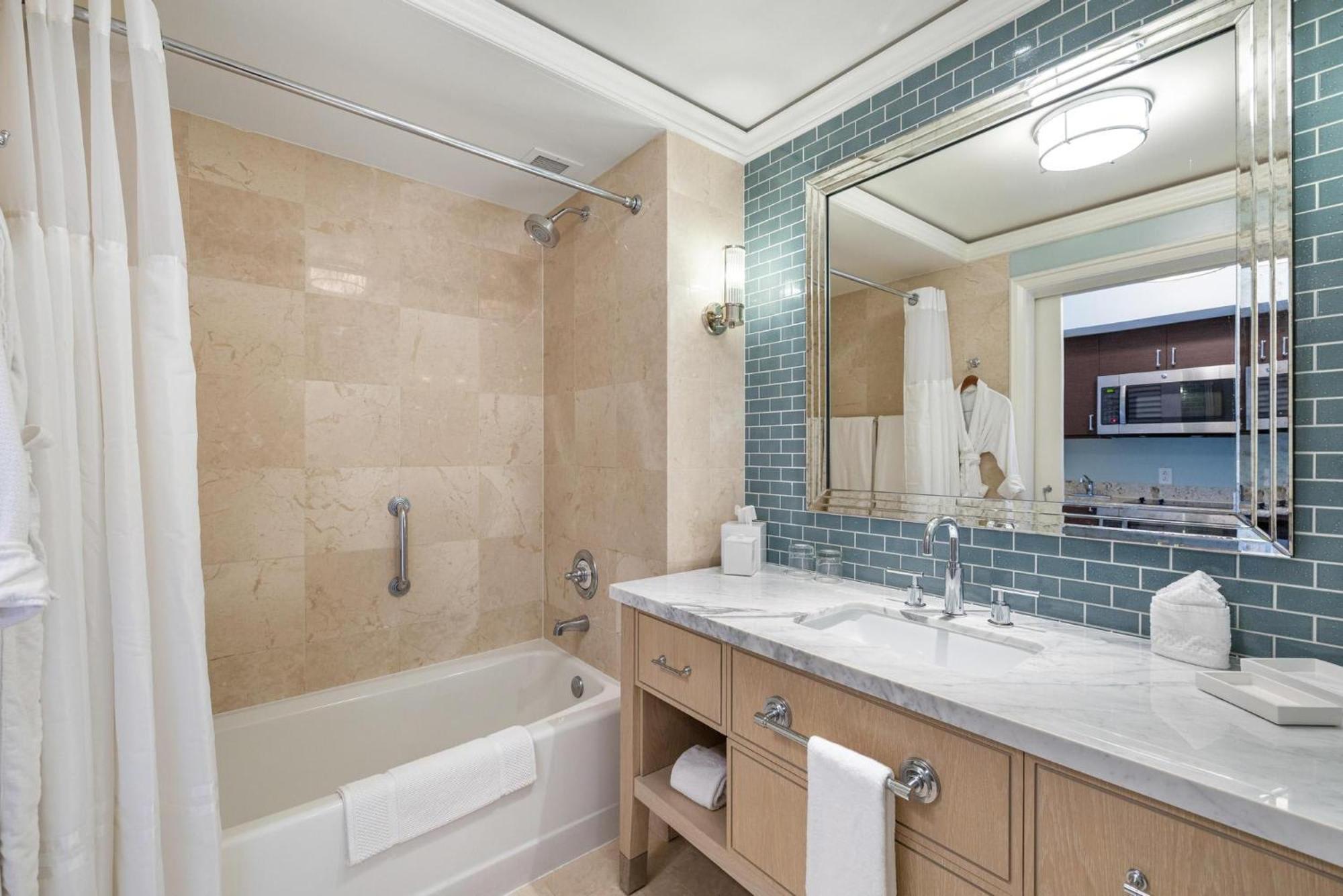 Charming 5 Star Condo Unit Situated At Ritz Carlton-Key Biscayne Miami Eksteriør billede