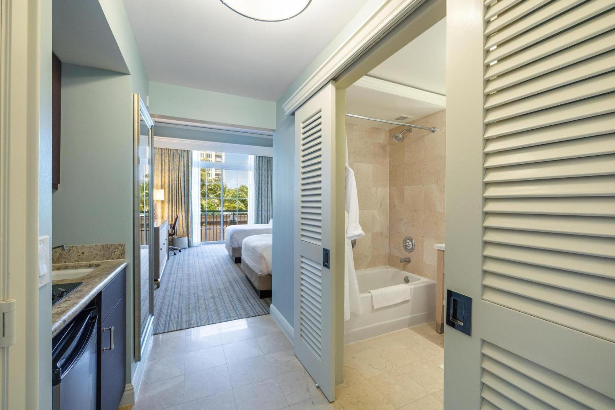 Charming 5 Star Condo Unit Situated At Ritz Carlton-Key Biscayne Miami Eksteriør billede